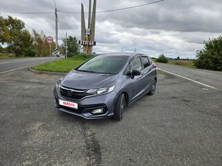 2018 Honda Fit III Рестайлинг, серый, 925000 рублей, вид 5