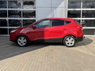 2013 Hyundai ix35 I, красный, 1050000 рублей, вид 4