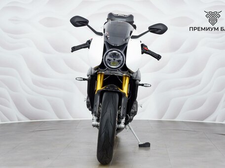 2022 Triumph Speed Triple, белый, 1549000 рублей, вид 4