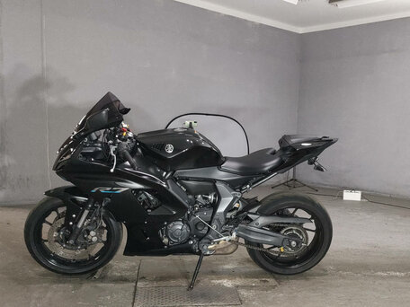 2023 Yamaha YZF-R7, чёрный, 730000 рублей, вид 2
