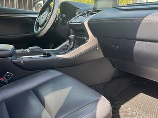 2017 Lexus NX 200 I Рестайлинг, коричневый, 2900000 рублей, вид 4