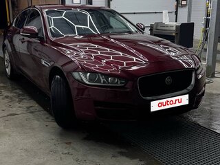 2015 Jaguar XE EcoBoost I, красный, 1450000 рублей, вид 2