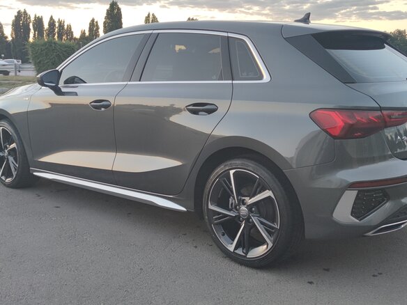 2021 Audi A3 Sportback 35 TFSI IV (8Y), серый, 2450000 рублей - вид 5