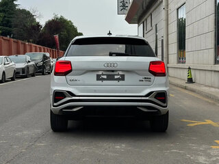 2023 Audi Q2 35 TFSI I Рестайлинг, белый, 1995100 рублей, вид 3