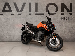 2026 KTM 790 Duke, оранжевый, 1150000 рублей, вид 1