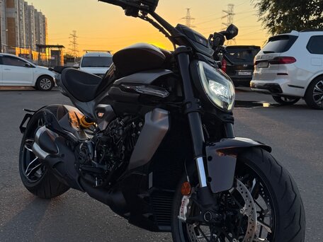 2025 Ducati XDiavel V4, коричневый, 2990000 рублей, вид 2