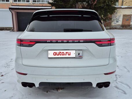 2018 Porsche Cayenne III, белый, 6600000 рублей, вид 4
