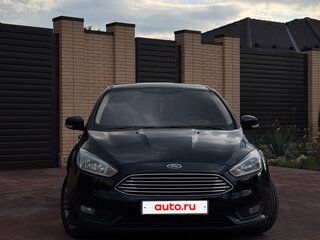 2016 Ford Focus III Рестайлинг, чёрный, 1140000 рублей, вид 3