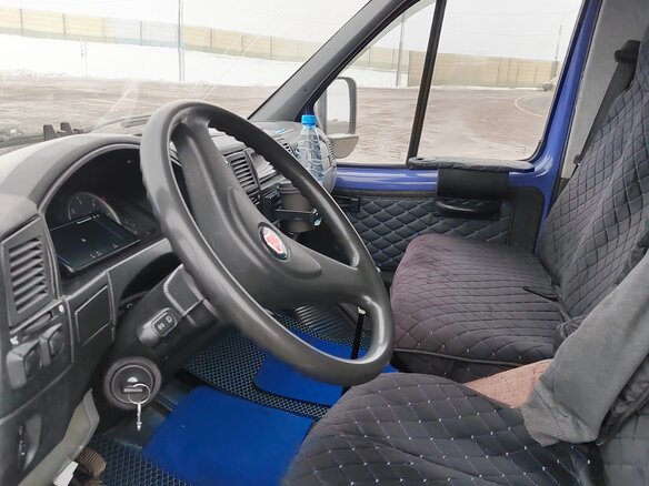 2010 ГАЗ ГАЗель (3302), синий, 1050000 рублей - вид 5