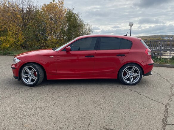 2006 BMW 1 серии 116i I (E81/E82/E87/E88), красный, 600000 рублей - вид 16