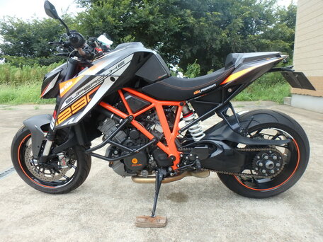 2014 KTM 1290 Super Duke R, чёрный, 900000 рублей, вид 1