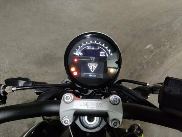 2023 Triumph Trident 660, чёрный, 810000 рублей - вид 4