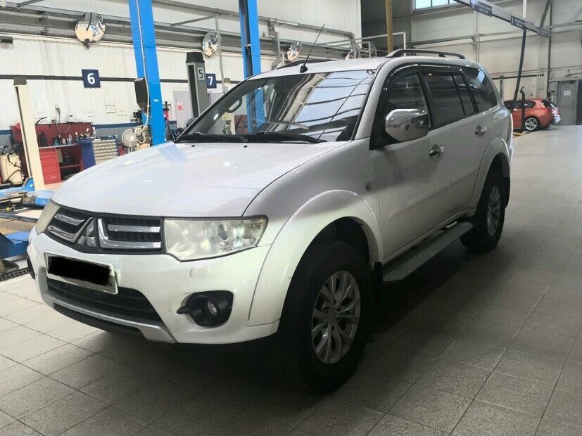 Открыть фотографии: Mitsubishi Pajero Sport II Рестайлинг