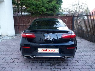 2017 Mercedes-Benz E-Класс 200 V (W213, S213, C238), чёрный, 3150000 рублей, вид 4