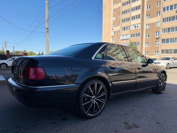 1999 Audi A8 I (D2) Рестайлинг, чёрный - вид 3