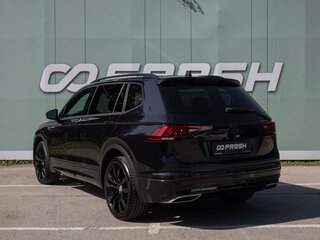 2020 Volkswagen Tiguan Allspace II, чёрный, 2750000 рублей, вид 2