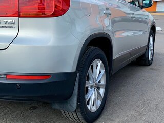 2012 Volkswagen Tiguan I Рестайлинг, серебристый, 1600000 рублей, вид 3