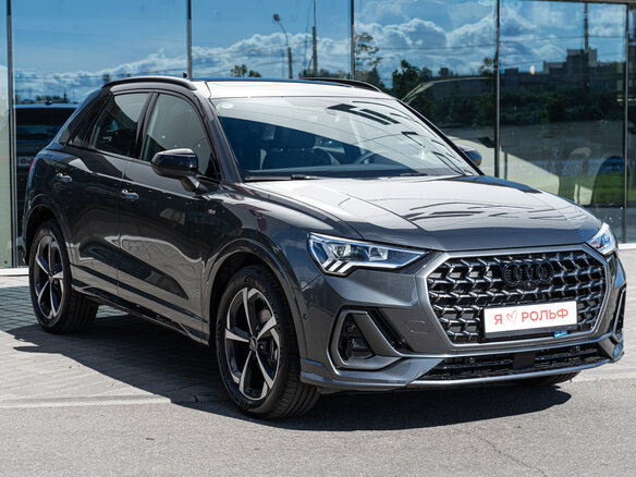 2026 Audi Q3 35 TFSI II (F3), серый, 4399500 рублей - вид 2