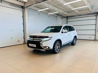 2016 Mitsubishi Outlander III Рестайлинг 2, белый, 2479000 рублей, вид 2