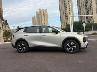 2026 Changan Qiyuan Q05 40.3 kWh II, серебристый, 1810000 рублей, вид 4