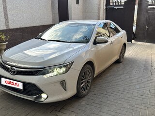 2013 Toyota Camry VII (XV50), белый, 1500000 рублей, вид 3