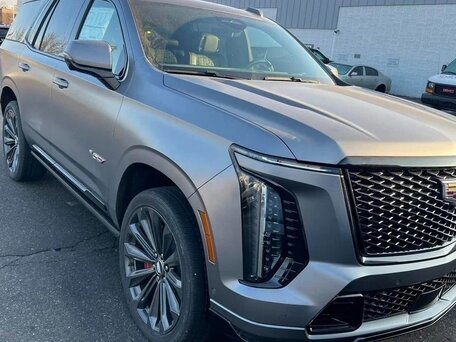 Cadillac Escalade V Рестайлинг