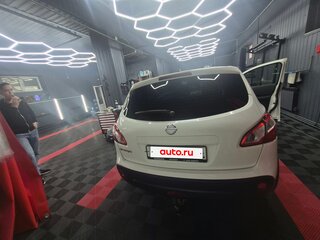 2013 Nissan Qashqai I Рестайлинг, белый, 1285000 рублей, вид 2