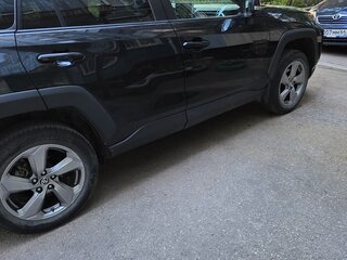 2020 Toyota RAV4 V (XA50), чёрный, 3100000 рублей, вид 3