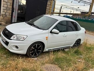 2017 Lada (ВАЗ) Granta Sport I, белый, 680000 рублей, вид 4