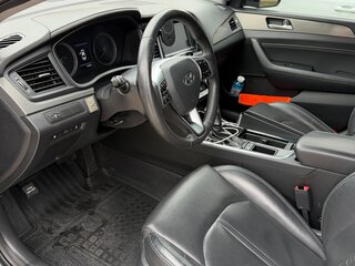 2018 Hyundai Sonata VII (LF) Рестайлинг, серый, 2170000 рублей, вид 5