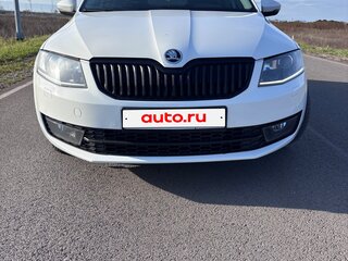2015 Skoda Octavia III (A7), белый, 1400000 рублей, вид 2