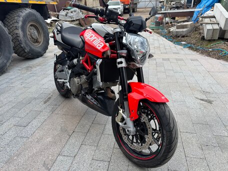 2011 Aprilia SL 750 Shiver, красный, 520000 рублей, вид 1