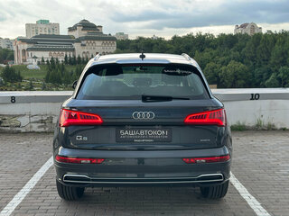 2020 Audi Q5 45 TFSI II (FY) Рестайлинг, серый, 3649000 рублей, вид 5