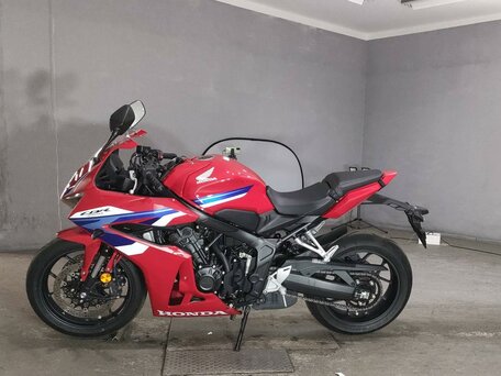 2025 Honda CBR 650R, красный, 1177000 рублей, вид 1