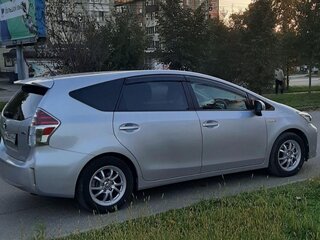 2016 Toyota Prius Alpha I (ZVW40/41) Рестайлинг, серый, 1600000 рублей, вид 2
