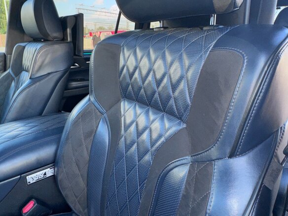 2019 Lexus LX 570 III Рестайлинг 2, синий, 8975000 рублей - вид 21