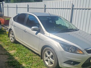 2008 Ford Focus II Рестайлинг, серебристый, 400000 рублей, вид 4