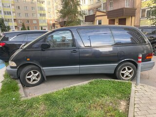 1997 Toyota Previa I (XR10, XR20), серый, 650000 рублей, вид 3