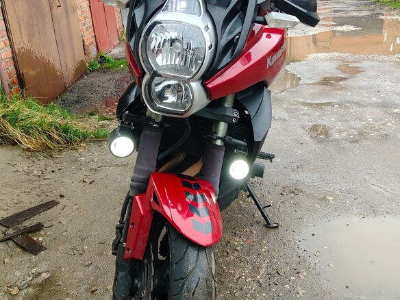 2010 Kawasaki Versys 650, красный, 415000 рублей - вид 1