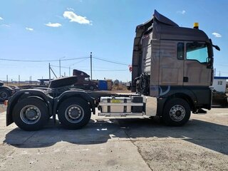 2024 Sinotruk Sitrak C7H, коричневый, 9850000 рублей, вид 3