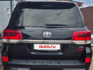 2019 Toyota Land Cruiser 200 Series Рестайлинг 2, чёрный, 6450000 рублей, вид 4