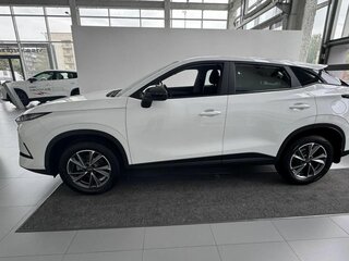 2026 Omoda C5 II, белый, 2399000 рублей, вид 3