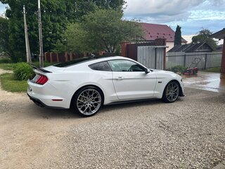 2020 Ford Mustang VI Рестайлинг, белый, 4690000 рублей, вид 2