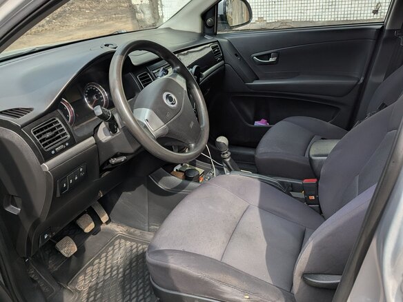 2013 SsangYong Actyon II, серебристый, 650000 рублей - вид 4