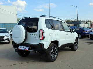 2026 Lada (ВАЗ) Niva Travel I Рестайлинг, белый, 1807900 рублей, вид 4
