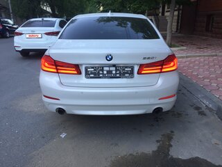2017 BMW 5 серии 520i VII (G30/G31/G38), белый, 3300000 рублей, вид 3