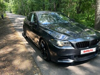 2013 BMW 5 серии M550d xDrive VI (F10/F11/F07), серый, 2600000 рублей, вид 2