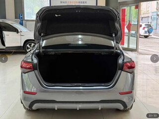 2022 Nissan Sylphy IV (B18), серый, 1520000 рублей, вид 5