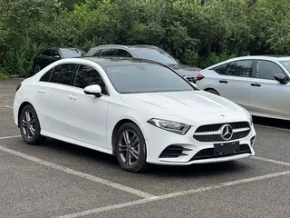 2023 Mercedes-Benz A-Класс 180 Long IV (W177) Рестайлинг, белый, 2000000 рублей, вид 3