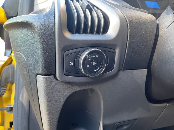 2019 Ford Transit Custom, жёлтый, 2790000 рублей - вид 11